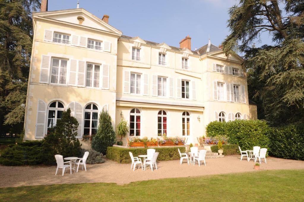 Отель Chateau De Chicamour Sury-aux-Bois Экстерьер фото